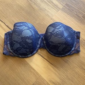 Victoria’s Secret strapless bra size 34D